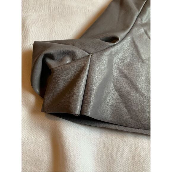 Forever 21 Gray Faux Leather Shorts NWT - Picture 7 of 12